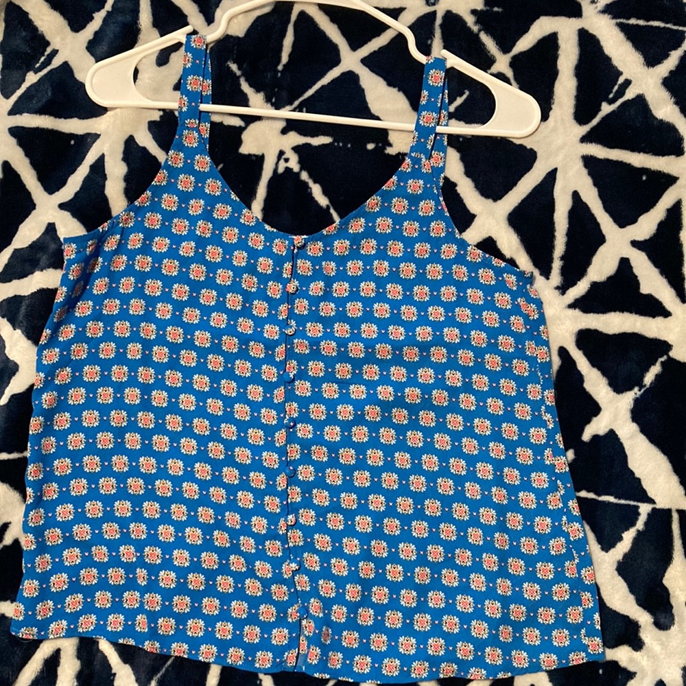 NWOT! Blue Patterned Button Down Tank Blouse